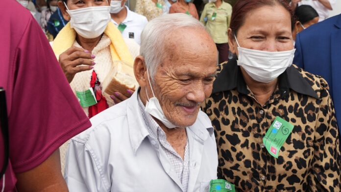 Cambodia Obit Bou Meng