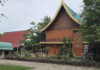 Buriram monks brawl after argument over temple pickup truck Buriram monks brawl after argument over temple pickup truck