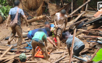 Five trapped as mudslide crashes into home in Mae Hong Son Five trapped as mudslide crashes into home in Mae Hong Son