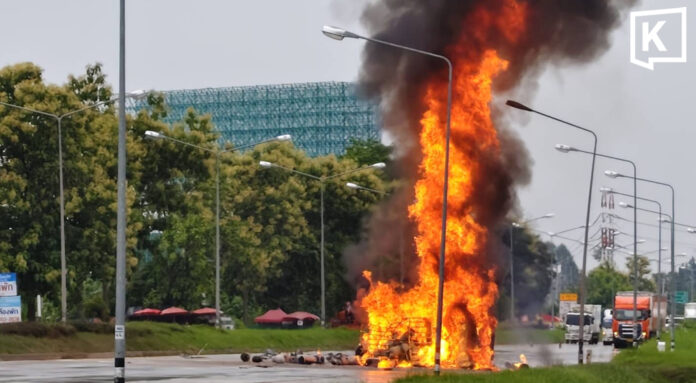 Gas truck crashes, catches fire and explodes in Chiang Mai