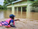 Mekong floods Thai-Lao market as water nears crisis level Mekong floods Thai-Lao market as water nears crisis level