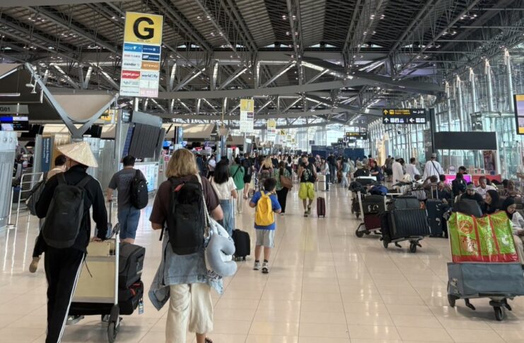 Suvarnabhumi says food prices are controlled, doughnut + Coke set just 50 baht