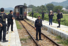 Suspect detained after attacks at 40 sites in Narathiwat; rail line checked for bombs before repairs Suspect detained after attacks at 40 sites in Narathiwat; rail line checked for bombs before repairs