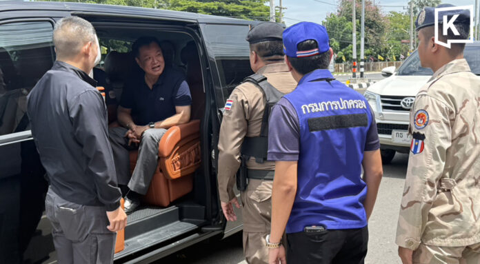 Thai PM Anutin stopped at Buriram checkpoint for gun, drug search Thai PM Anutin stopped at Buriram checkpoint for gun, drug search