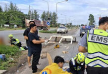 Two monks injured as pickup crashes into their truck at U-turn Two monks injured as pickup crashes into their truck at U-turn
