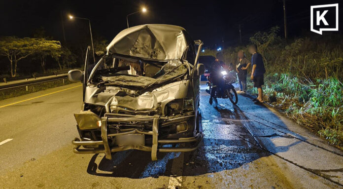 Van crashes into wild elephant crossing road in Rayong Van crashes into wild elephant crossing road in Rayong