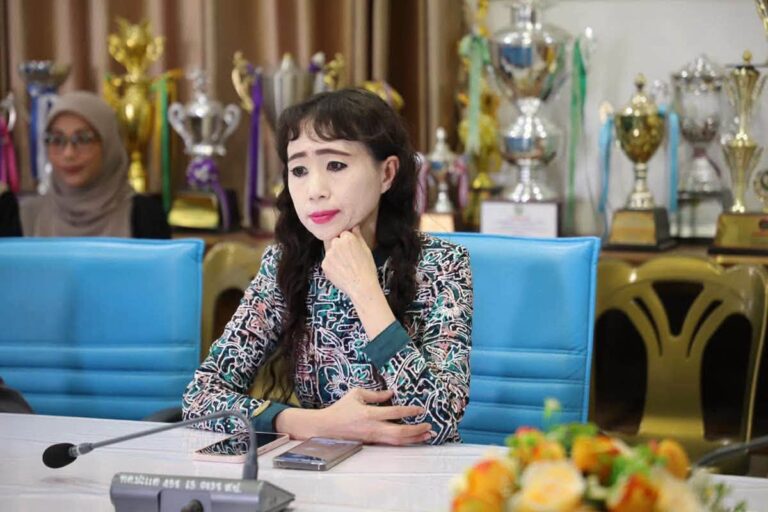 news152360 JZiv3KUR671786001364