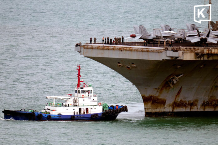 USS Abraham Lincoln