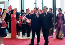 Thai King, Queen welcomed in Vietnam on historic state visit