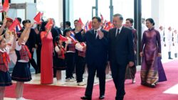 Thai King, Queen welcomed in Vietnam on historic state visit