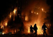 Russian drones slam a southern Ukraine city after Kyiv’s 1,000-drone weekend barrage