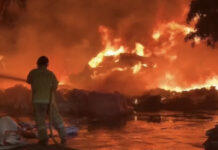 Fire breaks out at recycling warehouse in Ayutthaya overnight Fire breaks out at recycling warehouse in Ayutthaya overnight