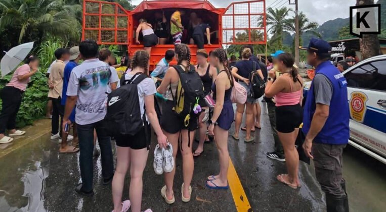 Flooding blocks Highway 401 as officials evacuate tourists