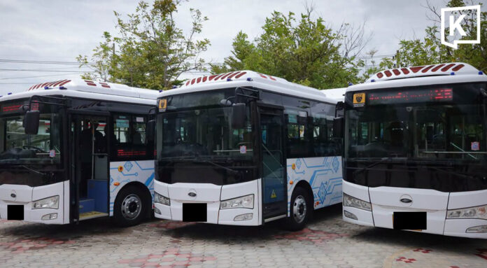 Lamphun launches six-month free EV bus service Lamphun launches six-month free EV bus service