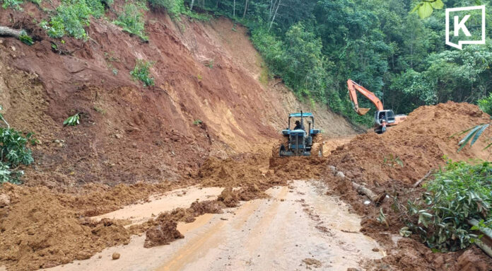 Mae Hong Son border trade route reopens after landslide