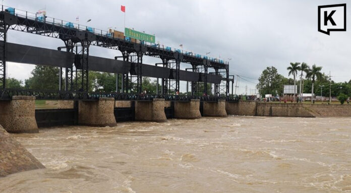 Rama VI Dam raises red flag as Pasak River levels rise