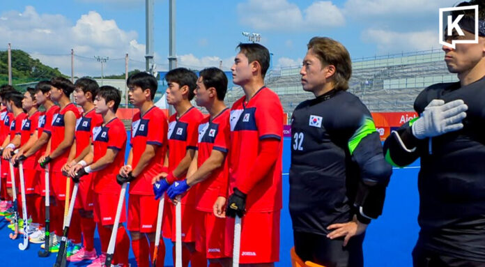 They’re not playing our song! North Korean anthem played at South Korean field hockey match They’re not playing our song! North Korean anthem played at South Korean field hockey match