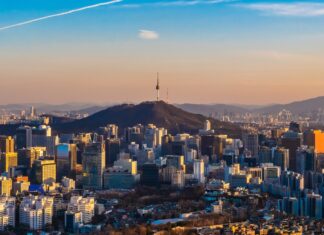 Why are fewer Thais travelling to South Korea?