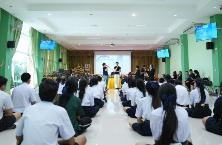 Bangkok teen uses sound healing to help peers build resilience