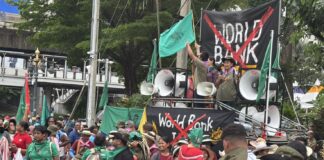 Anti-IMF protesters issue six demands before ending Bangkok rally