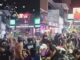 Foreign man makes it rain on Phuket’s Bangla Road PAAAAA1BMVEWurq51dlI4AAAAAXRSTlMmkutdmwAAAA5JREFUKM9jGAWjYJABAAKUAAHoEAeuAAAAAElFTkSuQmCC