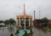 Siam Amazing Park owner may sell business for 10 billion baht after floods