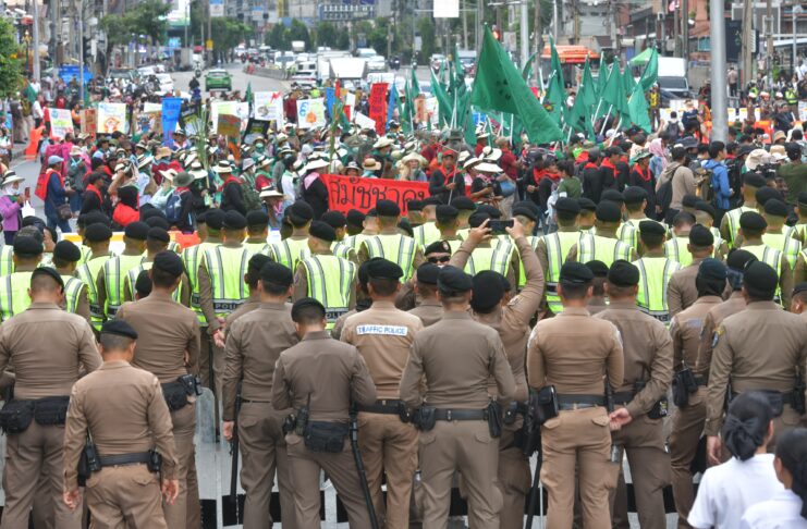 Shipping containers return to Bangkok streets as farmers protest IMF-World Bank meetings