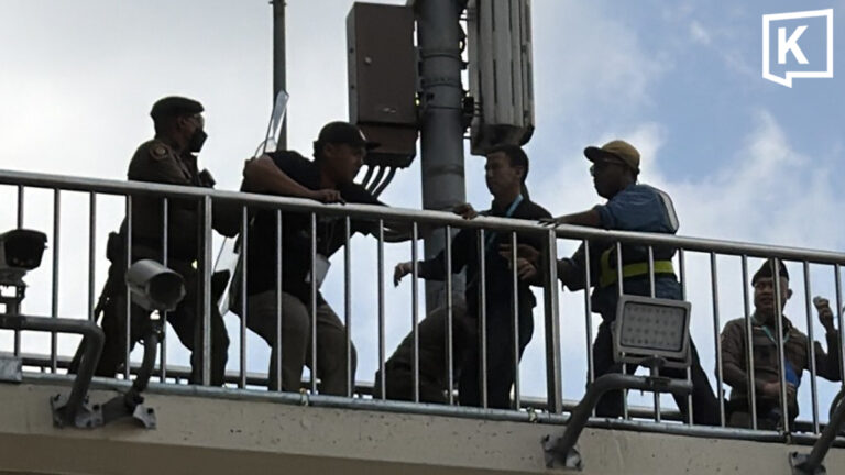 Activists condemn police 1