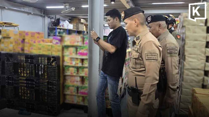 Elevator cable snaps in Bangkok, killing one and injuring another Elevator cable snaps in Bangkok, killing one and injuring another