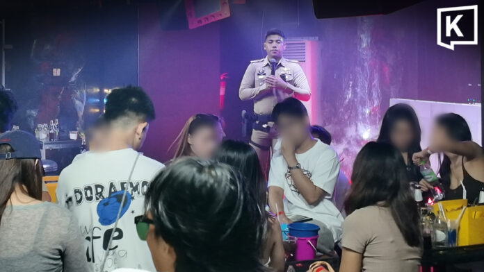 Khao San Road nightclub raid finds 31 drug-positive patrons, minors and guns Khao San Road nightclub raid finds 31 drug-positive patrons, minors and guns