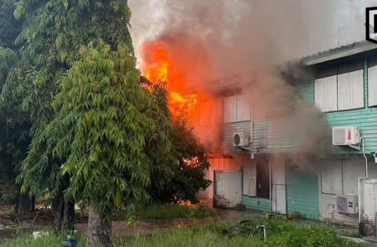 Nurse found dead after fire destroys hospital staff housing in Uttaradit Nurse found dead after fire destroys hospital staff housing in Uttaradit