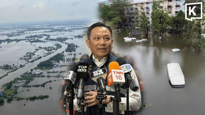 Thailand deploys 80 boats to speed flood drainage in eastern provinces Thailand deploys 80 boats to speed flood drainage in eastern provinces