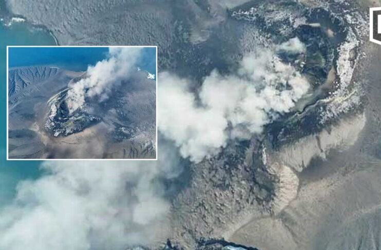 Two new islands emerge after Anak Krakatau erupts for 25 hours Two new islands emerge after Anak Krakatau erupts for 25 hours