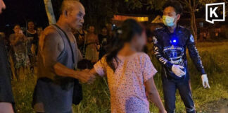Wife collapses in tears after finding husband killed in van crash Wife collapses in tears after finding husband killed in van crash