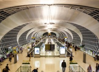 Thailand delays proposed 1,000-baht overseas travel tax