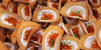 Khanom buang: The history of Thailand’s traditional Thai crêpe
