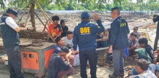 21 Myanmar workers, Chinese supervisor arrested at Samut Songkhram construction site