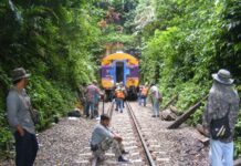 Derailed Train Traps Passengers In Phrae Tunnel