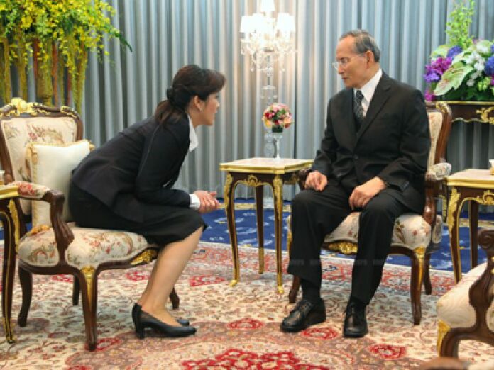 Contrary to Mr. Jatupon Prompan's claim, other Prime Ministers were also seated next to the King, including Ms. Yingluck Shinawatra