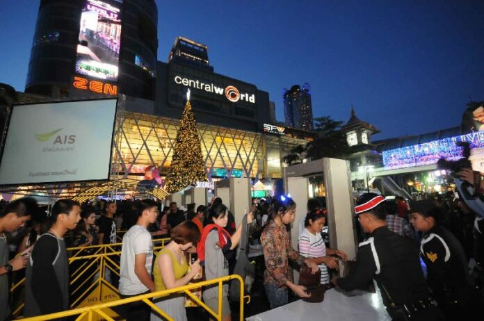 Countdown event in Bangkok, 31 December 2012