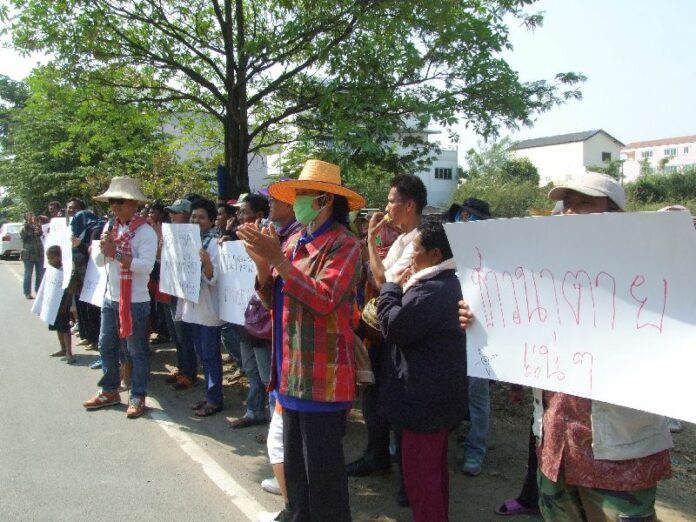 Farmers protesting in Buriram province, 26 January 2014