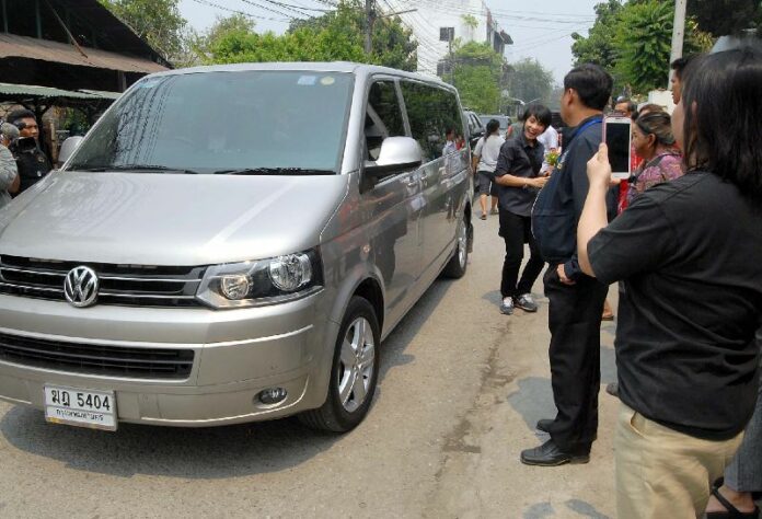 Vehicle of Prime Minister Yingluck Shinawatra at Three Baht Noodle shop in Chiang Mai province, 15 March 2014