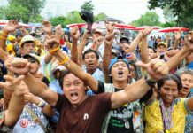 Experts Decry 'Judicial Coup' Against Yingluck