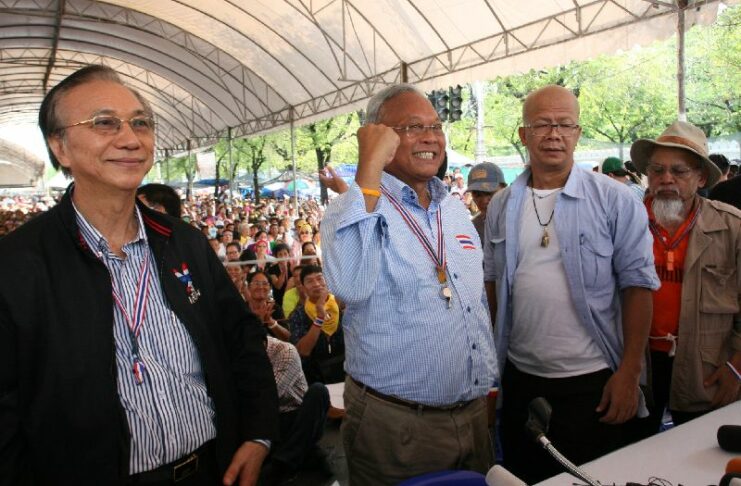 Suthep Tells Senate To Appoint Unelected PM
