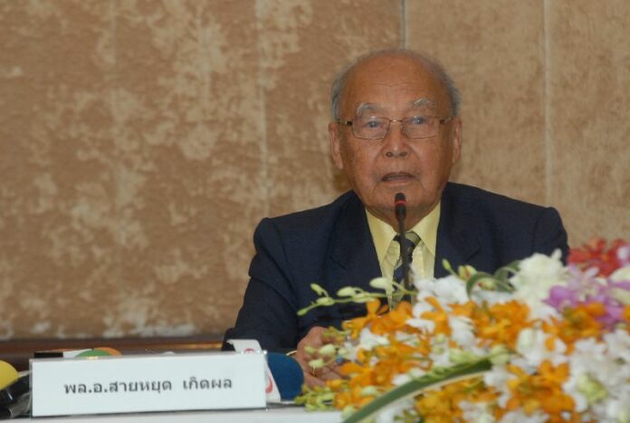 Former Commander of the Royal Thai Armed Forces Gen. Saiyud Kerdphol who has requested the military seek Royal Advice from His Majesty the King.