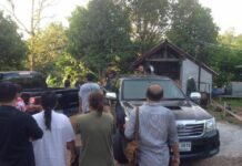 Soldiers Raid Home of Celebrity Cat 'Johny’
