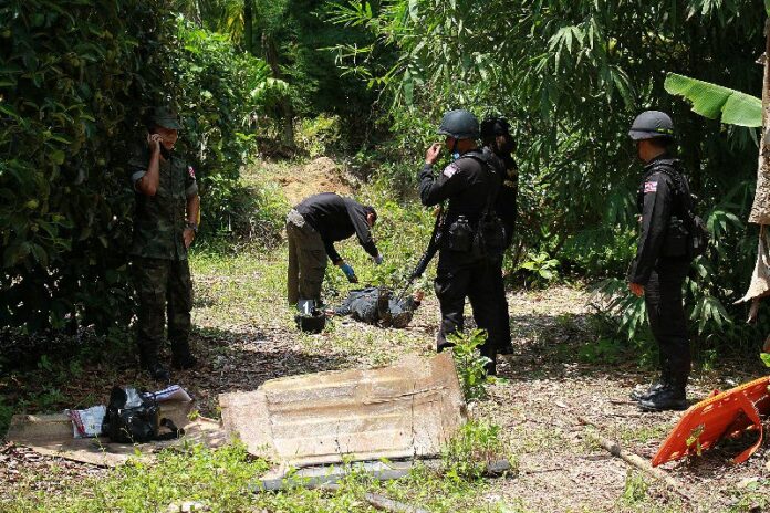 Volunteer Marine Wutthinan Sriprasit, 25, was shot dead during a raid on an alleged militant Redshirt hideout in Trat, 26 May 2014.