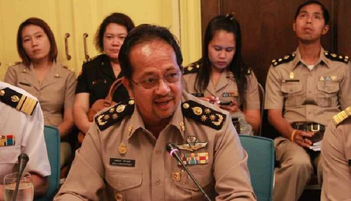Phuket Provincial Prison Chief Rapin Nichanon said that the products at the fair are all handmade by the inmates and will be sold at very reasonable prices. Photo: Woranut Pechdee (Phuket Gazette)