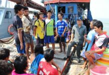 Southern Police Inspect Fishing Boats In Search Of Human Traffickers
