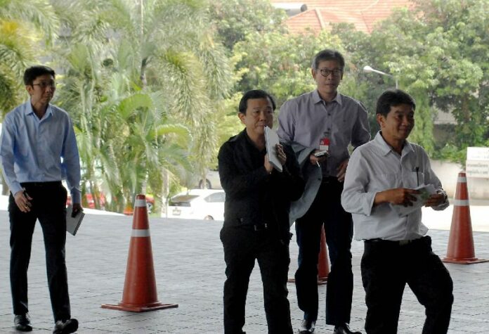 Khaosod and Matichon editors attend a meeting at the Army Club in Bangkok to discuss the military's new media monitoring panels, 27 June 2014.